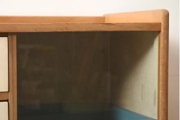 レトロ家具　昭和中期　淡いペイントが可愛らしいチェスト(引き出し、タンス)(R044071)