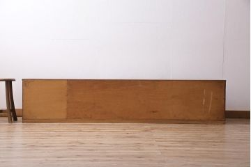 ヴィンテージ家具　北欧ビンテージ　チーク材　リメイク　木のぬくもり感じるローボード(収納棚、テレビボード、テレビ台)(R-044076)