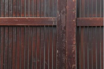 アンティーク建具　明治大正期　経年による味わいが魅力的な格子帯戸2枚セット(板戸、建具、引き戸)(R-044078)