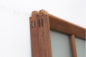 レトロ建具　和レトロ　昭和中期　味わいとシンプルさが魅力のガラス戸2枚セット(引き戸、建具)(R-044079)