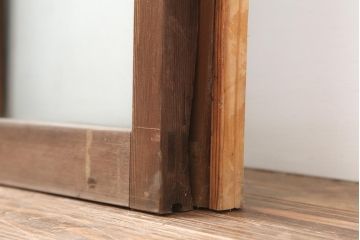 レトロ建具　和レトロ　昭和中期　味わいとシンプルさが魅力のガラス戸2枚セット(引き戸、建具)(R-044079)
