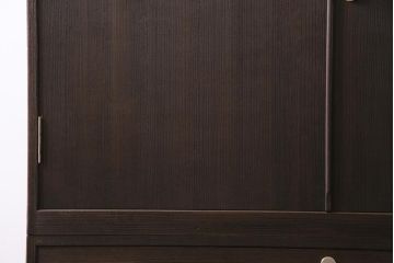 中古　伝統工芸品　長谷川進之介　衣装盆付き　牡丹図の前飾りが素敵な重ね加茂総桐箪笥(総桐たんす、和タンス、衣装箪笥、着物箪笥)(定価約120万円)(R-044122)