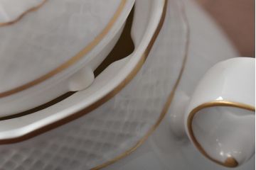 中古　ハンガリー　HOLLOHAZA(ホロハーザ)　Pannonia(パノニア)　ティーポット(洋食器)(R-044125)