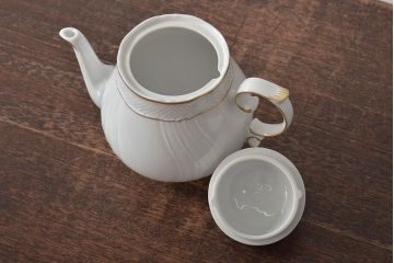 中古　ハンガリー　HOLLOHAZA(ホロハーザ)　Pannonia(パノニア)　ティーポット(洋食器)(R-044129)