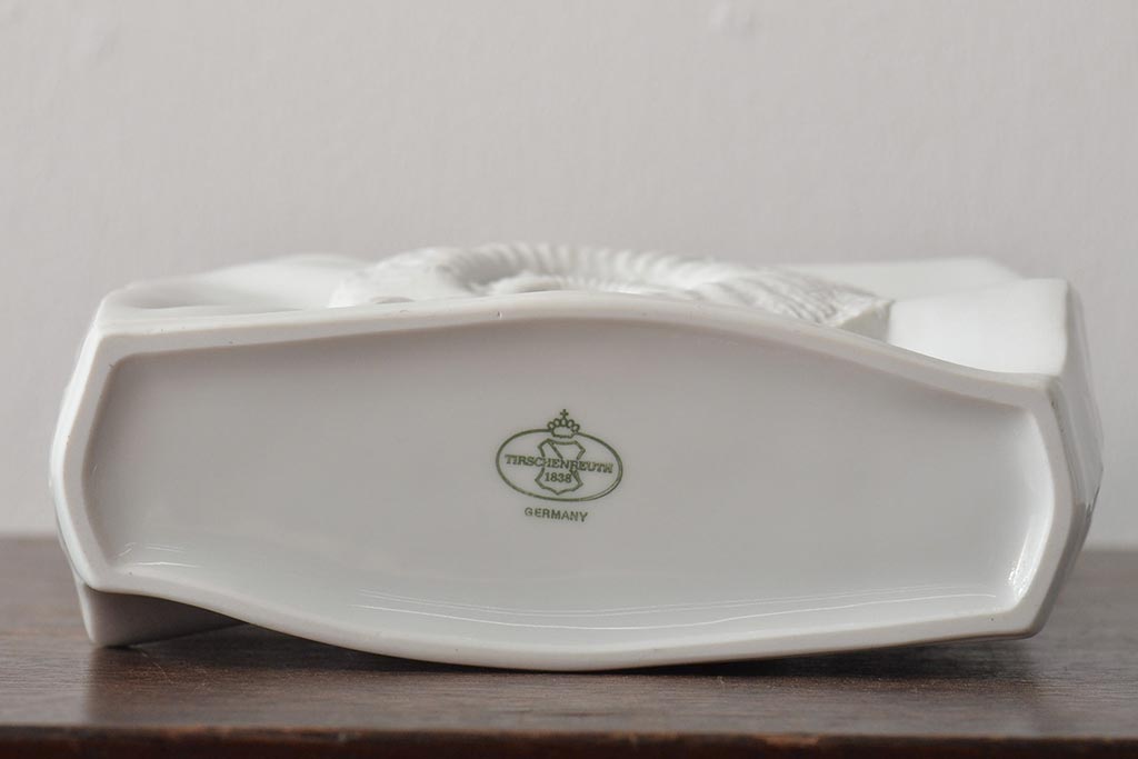 ヴィンテージ雑貨　ドイツ　TIRSCHENREUTH(ティルシェンロイト)　化石模様　アンモナイト　フラワーベース(花瓶、花器、ビンテージ)(R-044130)