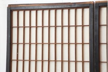 アンティーク建具　和製アンティーク　腰板ケヤキ　漆塗り　上手物　和の風情漂う格子入り障子戸4枚セット(建具、引き戸)(R-044142)