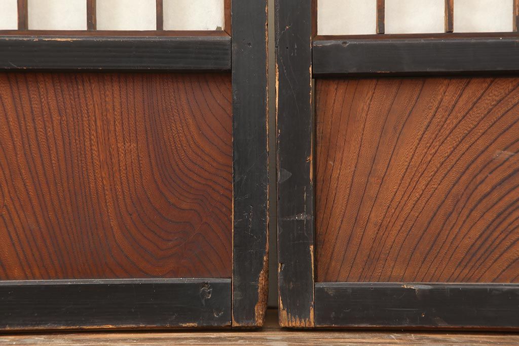 アンティーク建具　和製アンティーク　腰板ケヤキ　漆塗り　上手物　和の風情漂う格子入り障子戸4枚セット(建具、引き戸)(R-044142)