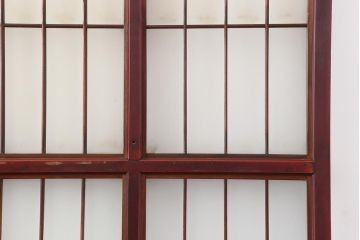 アンティーク建具　大正昭和初期　大正ロマン　赤褐色の木肌が美しいガラス戸4枚セット(引き戸、建具)(R-044145)