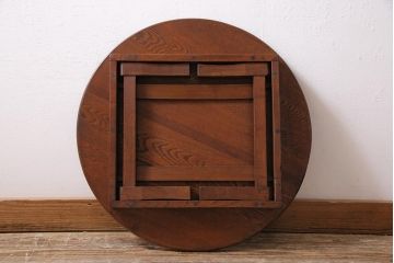 アンティーク家具　和製アンティーク　昭和初期　栓材　素朴なぬくもりが魅力のレトロな丸ちゃぶ台(座卓、ローテーブル、花台)(R-044150)