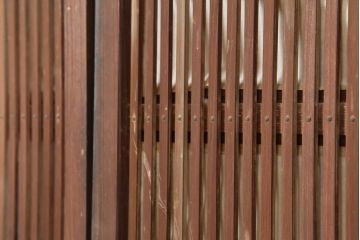 アンティーク建具　和製アンティーク　裏障子付き!和風の空間づくりにおすすめな格子戸4枚セット(ガラス帯戸、引き戸、建具)(R-044166)