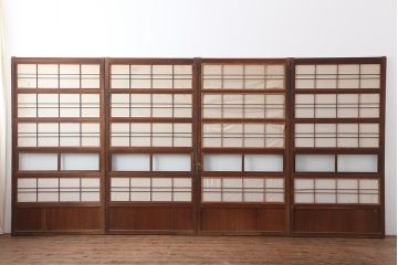 アンティーク建具　和製アンティーク　裏障子付き!和風の空間づくりにおすすめな格子戸4枚セット(ガラス帯戸、引き戸、建具)(R-044166)