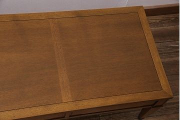 中古　DREXEL HERITAGE(ドレクセルヘリテイジ)　Triune(トライユン)　カクテルテーブル(センターテーブル、リビングテーブル)(定価約21万円)(R-044170)