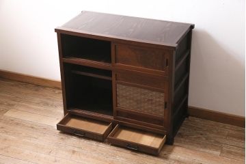 アンティーク家具　上手物　前面ケヤキ　玉杢や凝ったつくりが素晴らしい組子入り関東水屋箪笥・上段(茶箪笥)(R-044171)