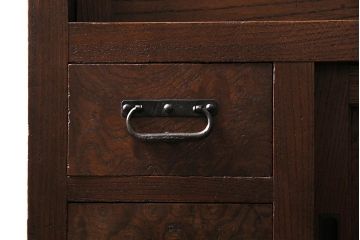 アンティーク家具　上手物　前面ケヤキ　玉杢や凝ったつくりが素晴らしい関東水屋箪笥・下段(茶箪笥)(R-044172)