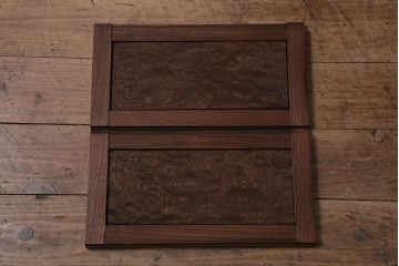 アンティーク家具　上手物　前面ケヤキ　玉杢や凝ったつくりが素晴らしい組子入り関東水屋箪笥・重ね(茶箪笥)(R-044173)