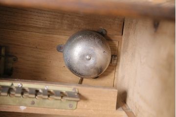 アンティーク家具　和製アンティーク　國松式安全錠　國松式出納器　栓材　からくり付き小引き出し(卓上収納、小物入れ)(R-044175)