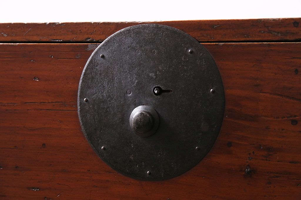 アンティーク家具　和製アンティーク　明治大正期　前面ヒノキ(檜)材　和の趣溢れる佇まいが魅力の重ね箪笥(タンス、衣装箪笥、引き出し)(R-044183)