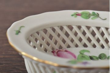 中古　ハンガリー　HEREND(ヘレンド)　ハンドル付リング入れ・バスケット・深皿(小物入れ、アクセサリートレイ、小鉢)(R-044187)