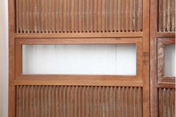 アンティーク建具　昭和初期　裏障子付き　幅狭タイプ　和の雰囲気を高める格子戸4枚セット(引き戸、障子戸)(R-044190)
