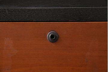 レトロ家具　昭和レトロ　前面ヒノキ材　コントラストが目を引くチェスト(衣装箪笥、引き出し、タンス)(R-044194)