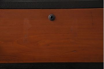 レトロ家具　昭和レトロ　前面ヒノキ材　コントラストが目を引くチェスト(衣装箪笥、引き出し、タンス)(R-044194)