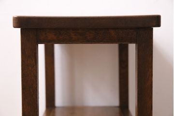 アンティーク家具　和製アンティーク　昭和中期　ナラ材　レトロな佇まいが魅力的なサイドテーブル(花台)(R-044196)