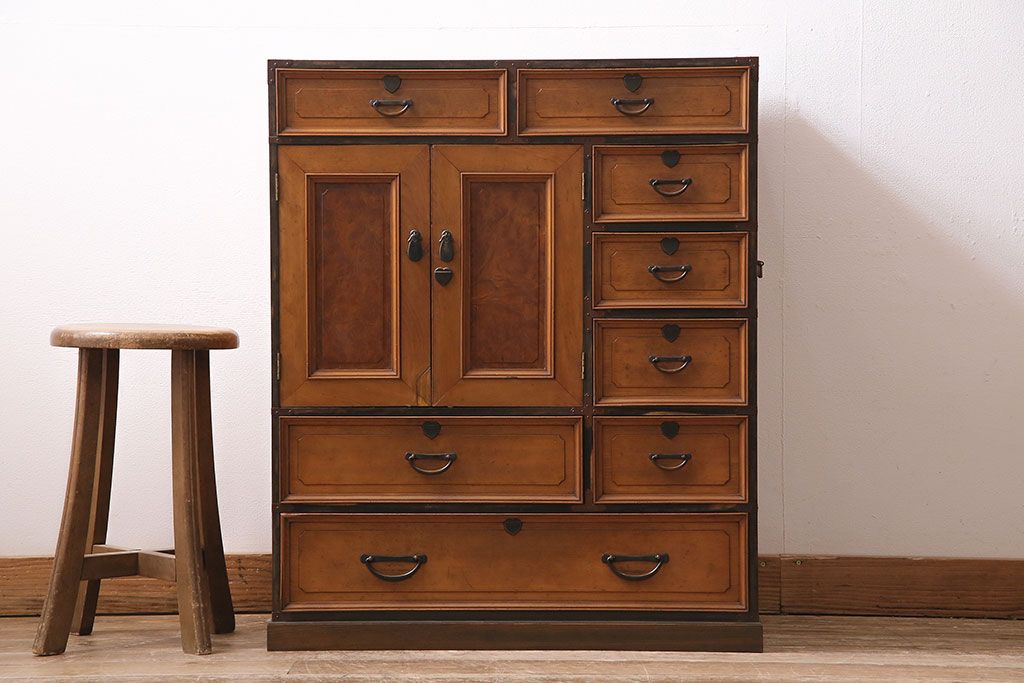 和製アンティーク　昭和初期　楓材　指物家具　職人のセンスと技の詰まった上手物の戸棚(チェスト、引き出し)(R-044198)