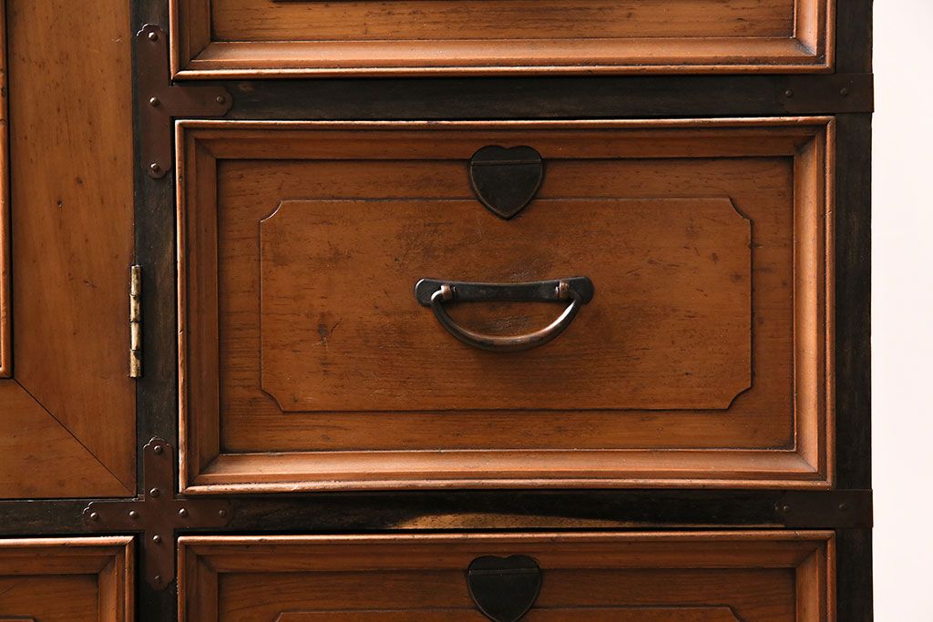 和製アンティーク　昭和初期　楓材　指物家具　職人のセンスと技の詰まった上手物の戸棚(チェスト、引き出し)(R-044198)