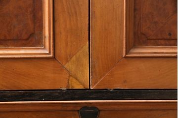 和製アンティーク　昭和初期　楓材　指物家具　職人のセンスと技の詰まった上手物の戸棚(チェスト、引き出し)(R-044198)