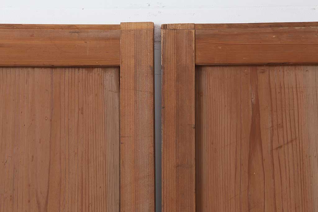 アンティーク建具　明治大正期　使いこまれた木が味わい深い板戸2枚セット　(R-044208)