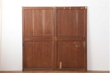 アンティーク建具　明治大正期　使いこまれた木が味わい深い板戸2枚セット(帯戸、引き戸、建具)(R-044208)