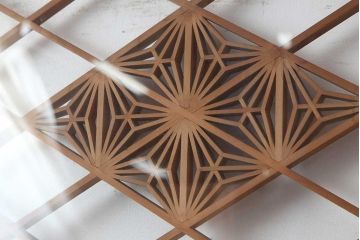 ビンテージ建具　昭和中期　細やかな文様が目を引く組子入りガラス戸1枚(引き戸、建具)(R-044210)