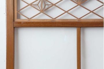 ビンテージ建具　昭和中期　曲線を用いた文様が目を引く組子入りガラス戸2枚セット(引き戸、建具)(R-044211)