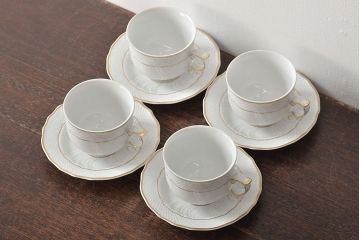 中古　ハンガリー　HOLLOHAZA(ホロハーザ)　Pannonia(パノニア)　カップ&ソーサー4客セット(洋食器)(R-044217)