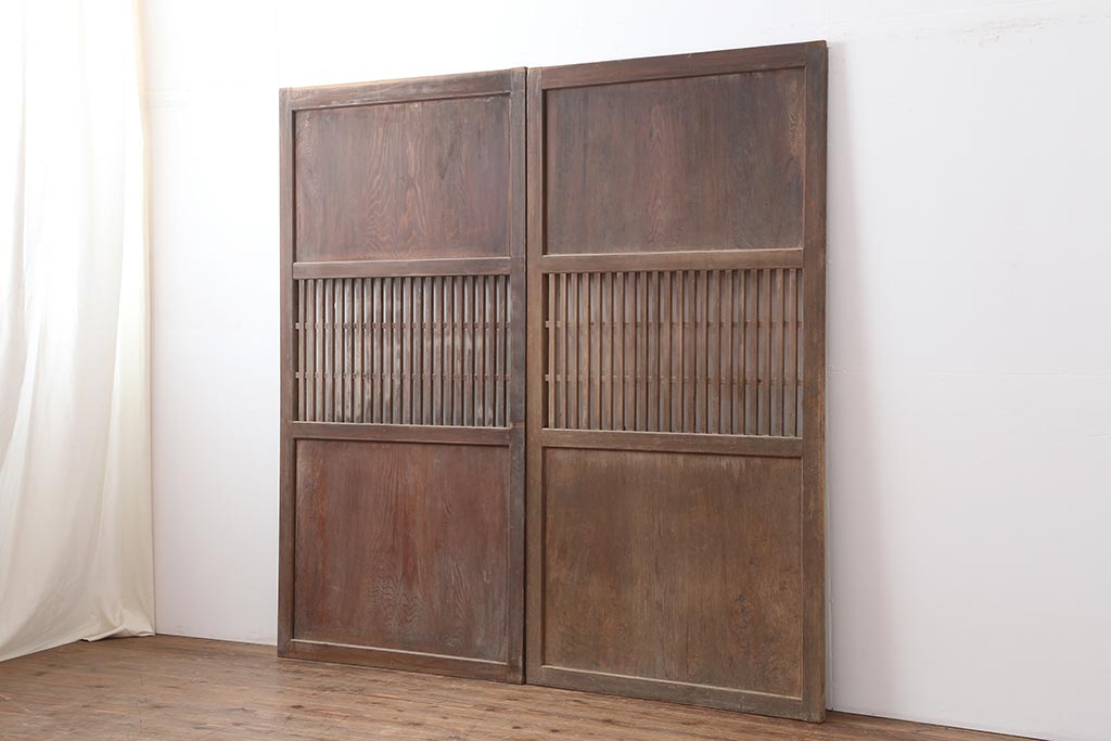 アンティーク建具　和製アンティーク　明治大正期　和モダンスタイルにぴったりな格子帯戸2枚セット　(R-044240)
