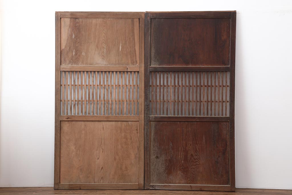 アンティーク建具　和製アンティーク　明治大正期　和モダンスタイルにぴったりな格子帯戸2枚セット　(R-044240)