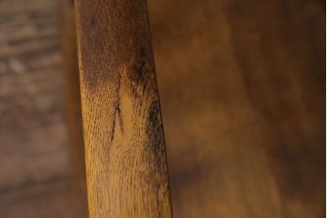 ヴィンテージ家具　ホワイトオーク材　飛騨産業　キツツキマーク　木のぬくもり溢れるロッキングチェア(アームチェア、ビンテージ)(R-044245)