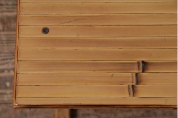 中古　梅里竹芸　素朴で温かみを感じる竹製のチェア(椅子、飾り台)(R-044246)