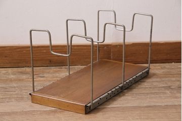 レトロ雑貨　和製ビンテージ　昭和中期　タモ材　レトロな雰囲気漂う本立て(ブックエンド)(R-044248)