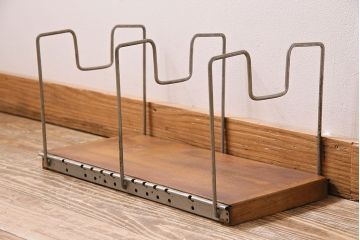 レトロ雑貨　和製ビンテージ　昭和中期　タモ材　レトロな雰囲気漂う本立て(ブックエンド)(R-044248)