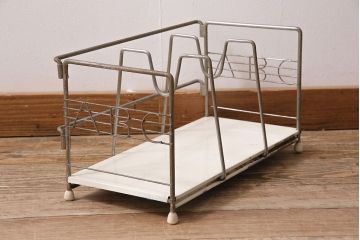 レトロ雑貨　和製ビンテージ　昭和中期　鉄製　ABCのアイアン細工が目を惹く本立て(ブックエンド)(R-044249)