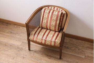 中古　DREXEL HERITAGE(ドレクセルヘリテイジ)　TRIUNE(トライユン)　高級感漂うケインバックチェア(アームチェア、籐張り肘掛け椅子)(定価約25万円)(R-044261)