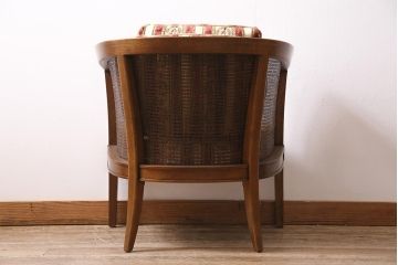 中古　DREXEL HERITAGE(ドレクセルヘリテイジ)　TRIUNE(トライユン)　高級感漂うケインバックチェア(アームチェア、籐張り肘掛け椅子)(定価約25万円)(R-044261)
