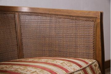 中古　DREXEL HERITAGE(ドレクセルヘリテイジ)　TRIUNE(トライユン)　高級感漂うケインバックチェア(アームチェア、籐張り肘掛け椅子)(定価約25万円)(R-044262)