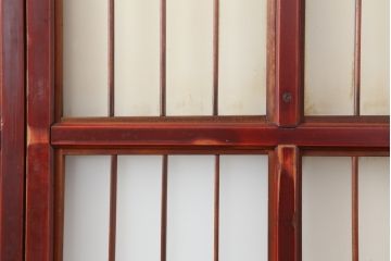 アンティーク建具　和製アンティーク　大正昭和初期　大正ロマン　上手物!赤褐色の木肌が美しいガラス戸4枚セット(引き戸、建具)(R-044273)