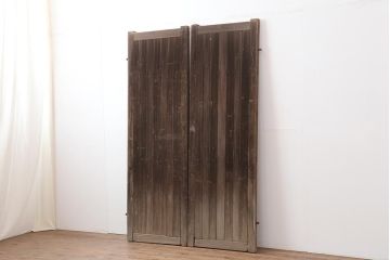 アンティーク建具　和製アンティーク　明治大正期　両開き　味わいのある風合いの門扉一対(蔵戸、建具)(R-044274)