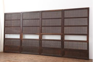 アンティーク建具　和製アンティーク　昭和初期　裏障子付き　ゆらゆらガラス　深い色合いが和の雰囲気を高める格子戸4枚セット(ガラス帯戸、引き戸)(R-044284)