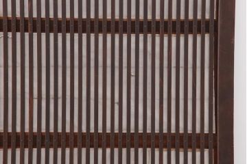 アンティーク建具　和製アンティーク　昭和初期　裏障子付き　ゆらゆらガラス　深い色合いが和の雰囲気を高める格子戸4枚セット(ガラス帯戸、引き戸)(R-044284)