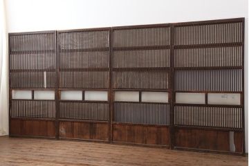 アンティーク建具　和製アンティーク　大正期　裏障子付き　いぶされたような色合いが味わい深い格子戸4枚セット(ガラス帯戸、格子帯戸、引き戸、建具)(R-044286)