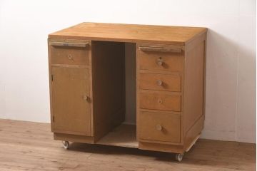 レトロ家具　昭和レトロ　昭和中期　様々な使い方ができるレトロモダンな両袖机(デスク、ワークデスク、サイドキャビネット、サイドチェスト、在宅用、在宅ワーク)(R-044289)